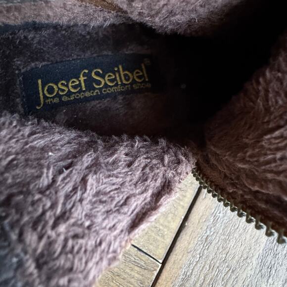 Josef Seibel US Size 6-6.5 EU 37 Daphne 09 Suede Ankle Boot Zip Side Block Heel - Picture 12 of 16